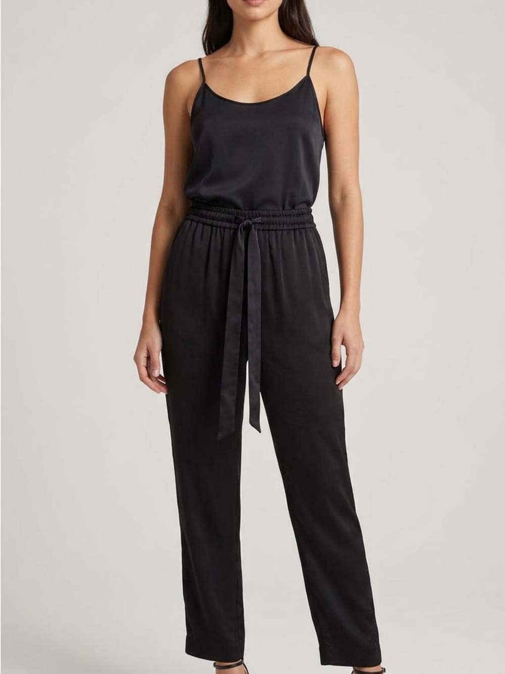 GAP black pull-on pants with tie waist and pockets Size M